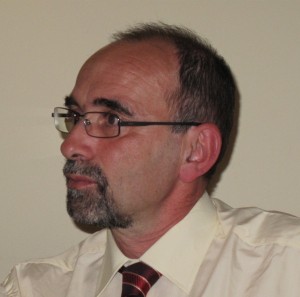 Dr. Javier Llorca